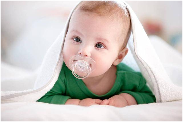 天气炎热，宝宝容易腹泻，用三种护理方法好的快！