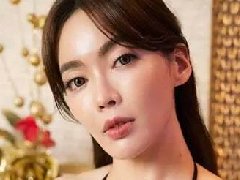 通灵女神「4分钟脱衣片」疯传！超凶双球掉出网冻未条