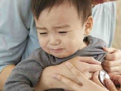 立秋来了，4种疾病恐缠上宝贝？病症与居家饮食照护，爸妈快超前部署