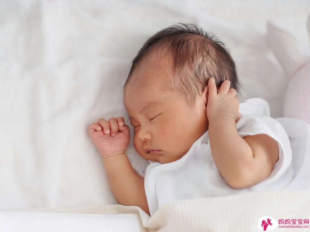 什么时候训练宝宝睡过夜最有效率？新生儿睡眠常见问题