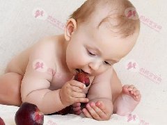 2岁童吃葡萄噎死！幼儿喂食不可不慎！