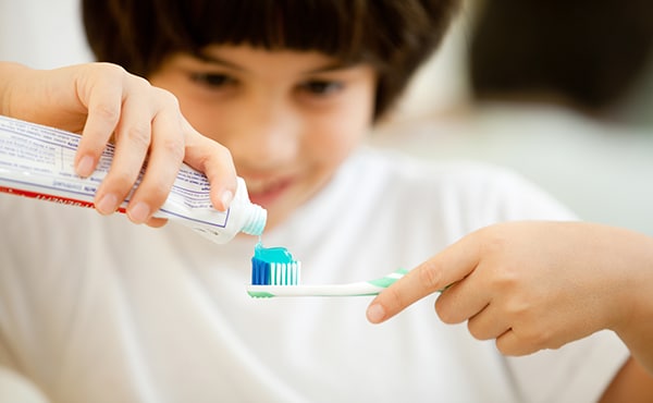如何选购儿童牙膏？