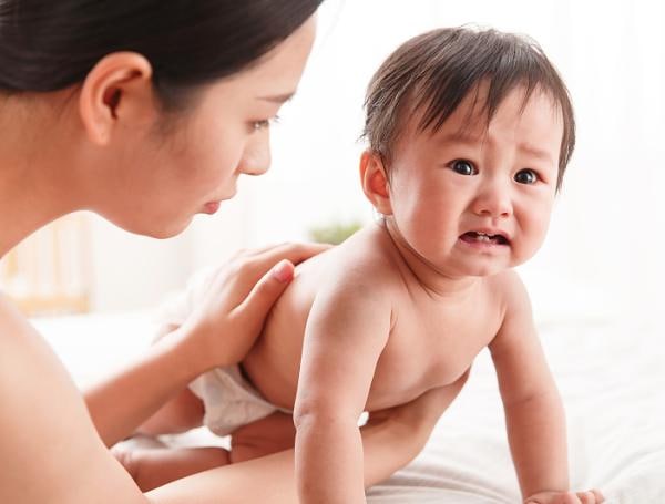 宝宝腹泻怎么办？（宝宝腹泻的原因主要有）