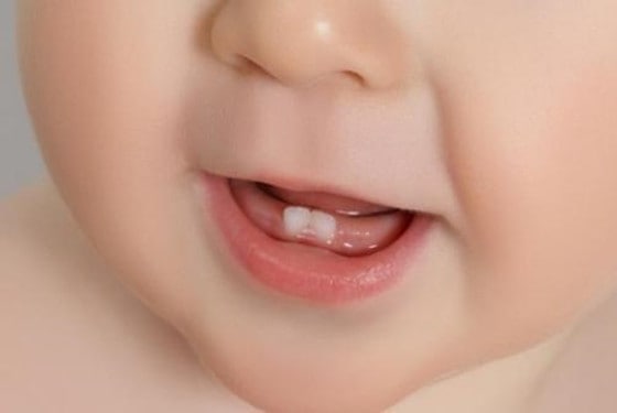 宝宝长牙期间的护理方法（宝宝长牙时间和顺序）