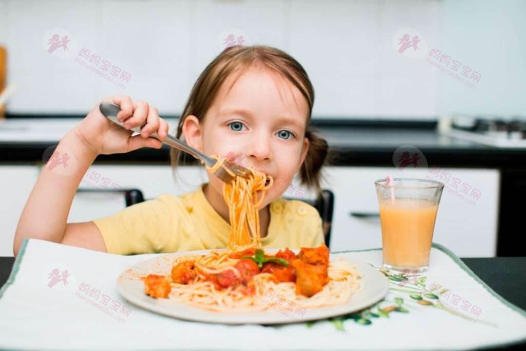 孩子到底能不能吃鸡精、味精、酱油？