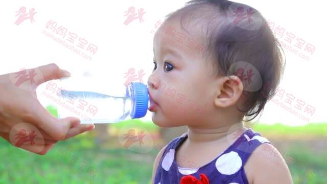 传说中的“婴儿专用水”有什么特别之处？有必要给宝宝买吗？