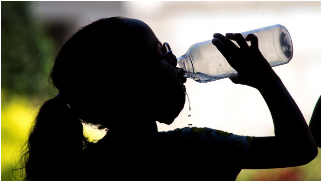 适当的多喝水是不是有助于减肥
