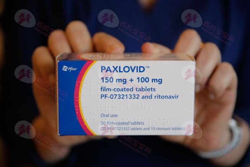 「公费抗病毒药」辉瑞Paxlovid、默沙东Molnupiravir谁可以领？