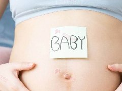 孕期肚子不显怀，是胎宝宝发育不良？