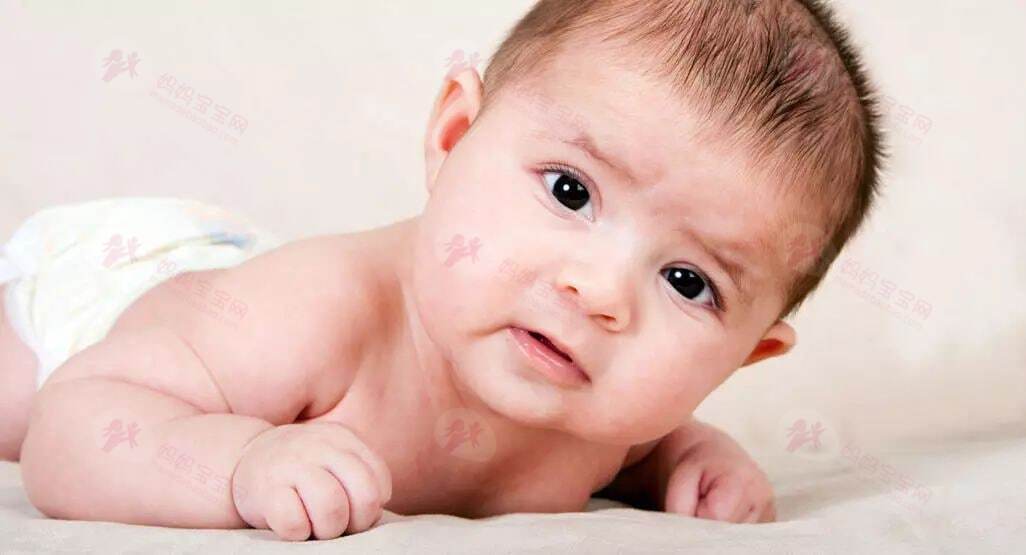 宝宝为什么长痱子？痱子粉、花露水能祛痱子吗？