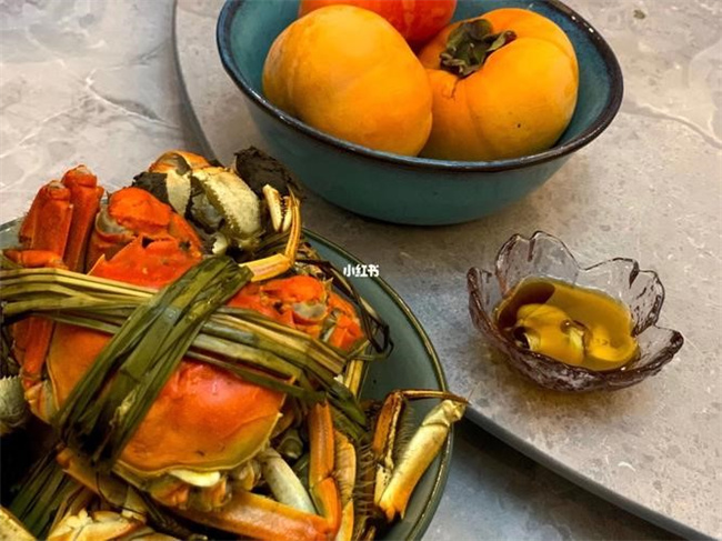 秋季美食 柿子和螃蟹能一起吃吗（不能）