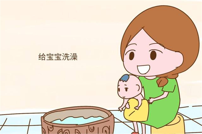 宝宝洗完澡后有三件事情不能马上做