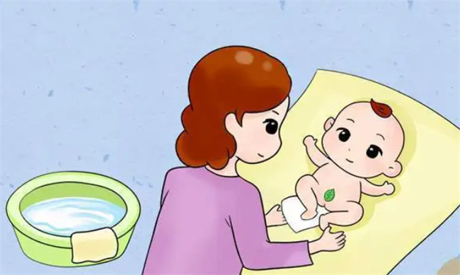 宝宝肚脐眼脏了 应该这样正确清洗（温柔擦拭）