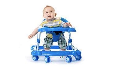 婴儿学步车的几个危害（5种主要危害）