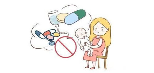 应严格执行小儿用药剂量，避免出现肾脏损伤（引起血尿、蛋白尿等）