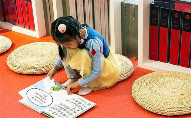 教宝宝学习汉字可以开发大脑思维