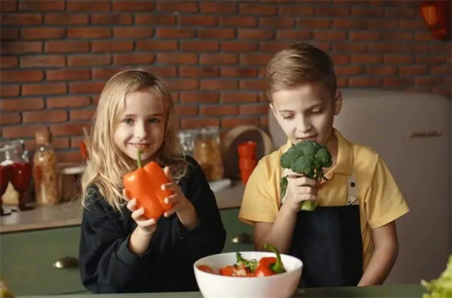 给孩子吃蔬菜要注意这几点