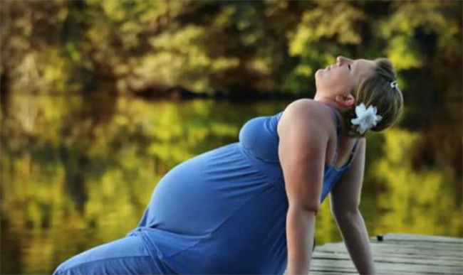 怀孕中期肚子硬是什么原因