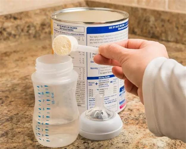 如何处理宝宝不吃配方奶粉的问题