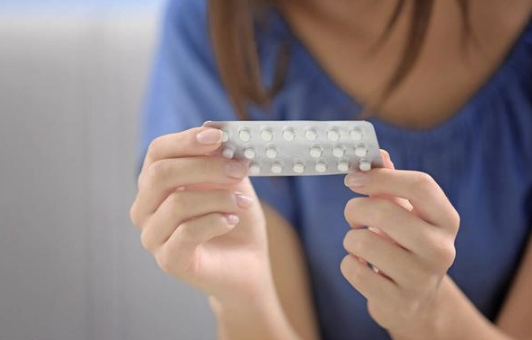 紧急避孕药种类解析：单方孕激素、抗孕激素和雌孕激素复合的区别及使用注意