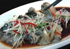 海参斑鱼：美味与营养的完美结合，亲手烹饪为家人呈现