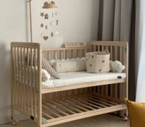 婴儿床选择指南：为宝宝打造舒适安睡环境