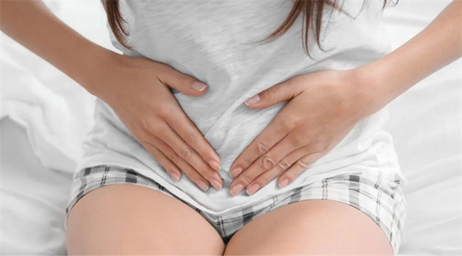 盆腔积液症状揭秘：女性健康需警惕