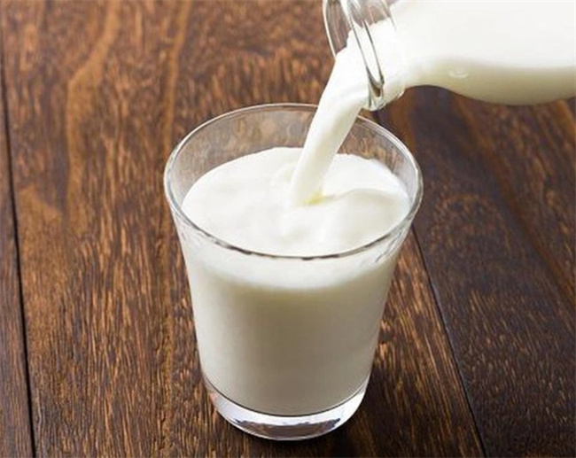 牛奶与糖尿病的关系：科学解析与适宜饮用建议