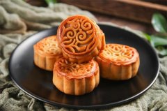独家分享：中秋自制豆沙月饼