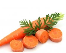 胡萝卜的黄金价值：专业解读其营养成分和健康益处
