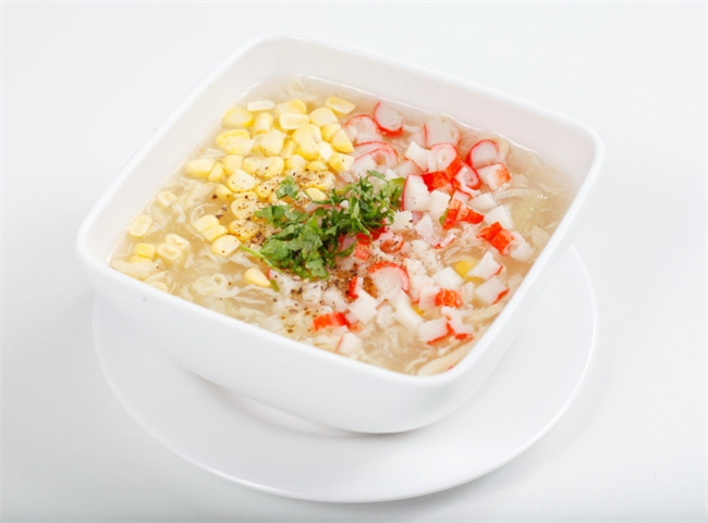 丰富多彩的玉米浓汤：犒劳味蕾，满足营养需求