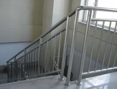 不锈钢楼梯扶手：实用与美观的完美结合