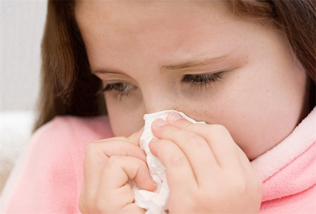 小孩患慢性鼻炎：家长的呵护与预防策略