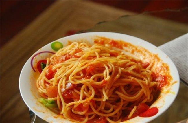 掌握两种番茄意大利面做法，轻松在家享受美味