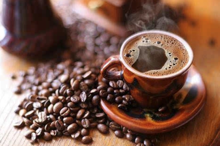 咖啡的利弊：平衡品尝，注意适量