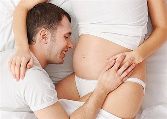 怀孕期间的性生活：科学指导与安全姿势