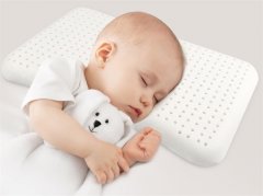 记忆棉枕头：宝宝使用的得当与谨慎选择