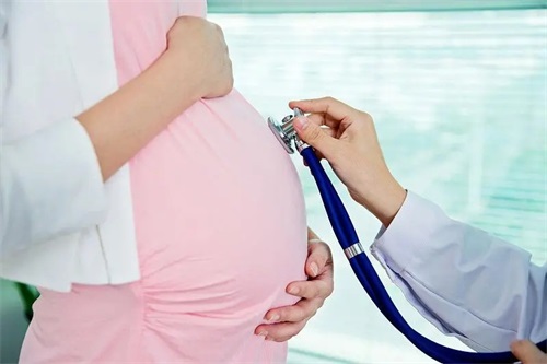 子宫外孕多久会发现？80%子宫外孕都出现这两大症状！