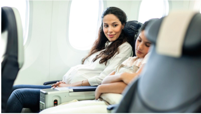 孕妇坐飞机记住这4个小贴士，旅途安全愉快