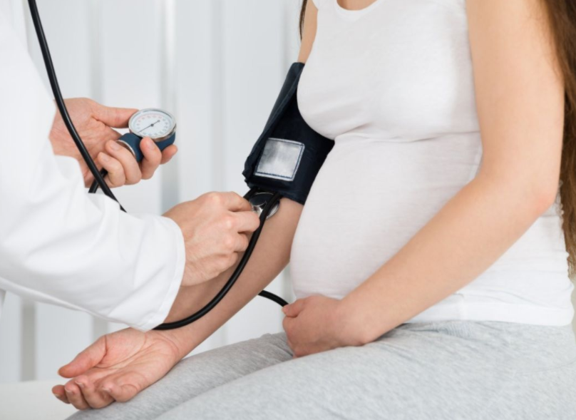 有妊娠高血压要小心，务必定期服用药物，慎防病况升级为子痫前症，严重时将影响母胎健康