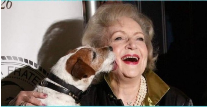 洛杉矶动物园为好莱坞女星贝蒂怀特办100岁冥诞庆会