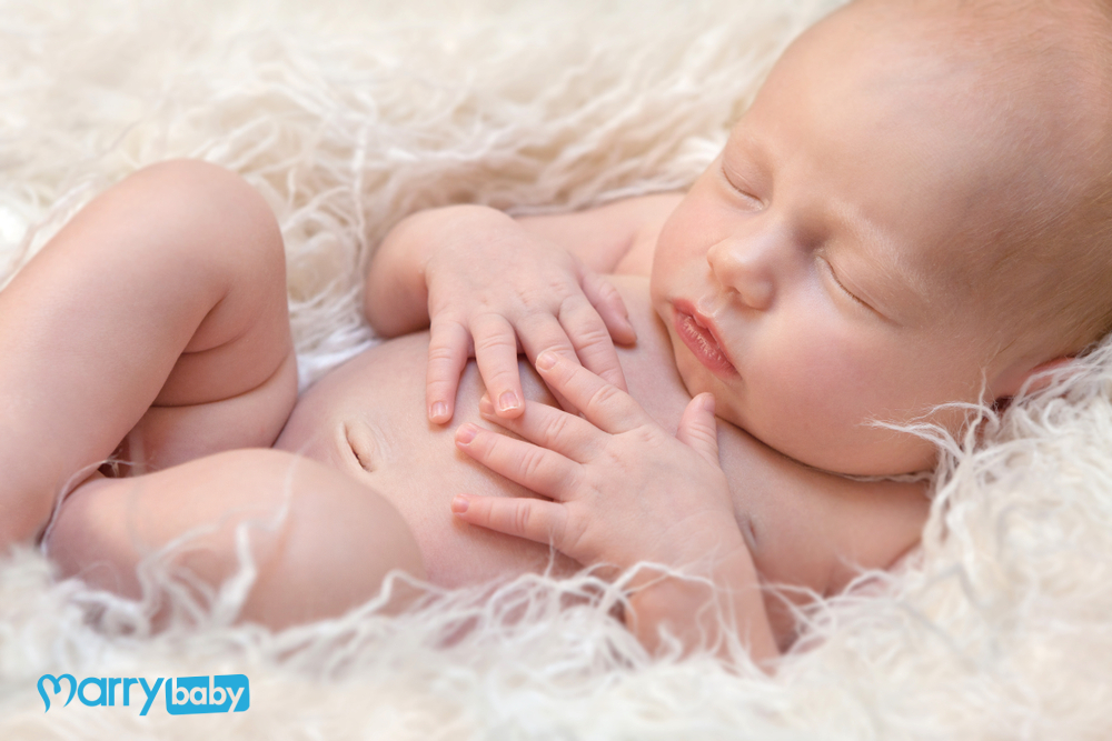 如何用指甲叶治疗出汗对婴儿非常有效