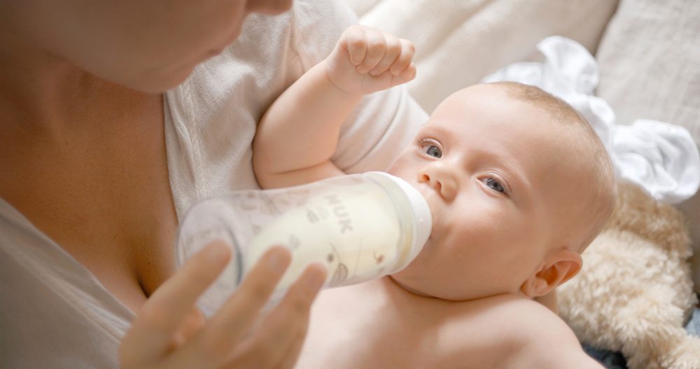 选择婴儿奶瓶: 妈妈想知道的前4个问题