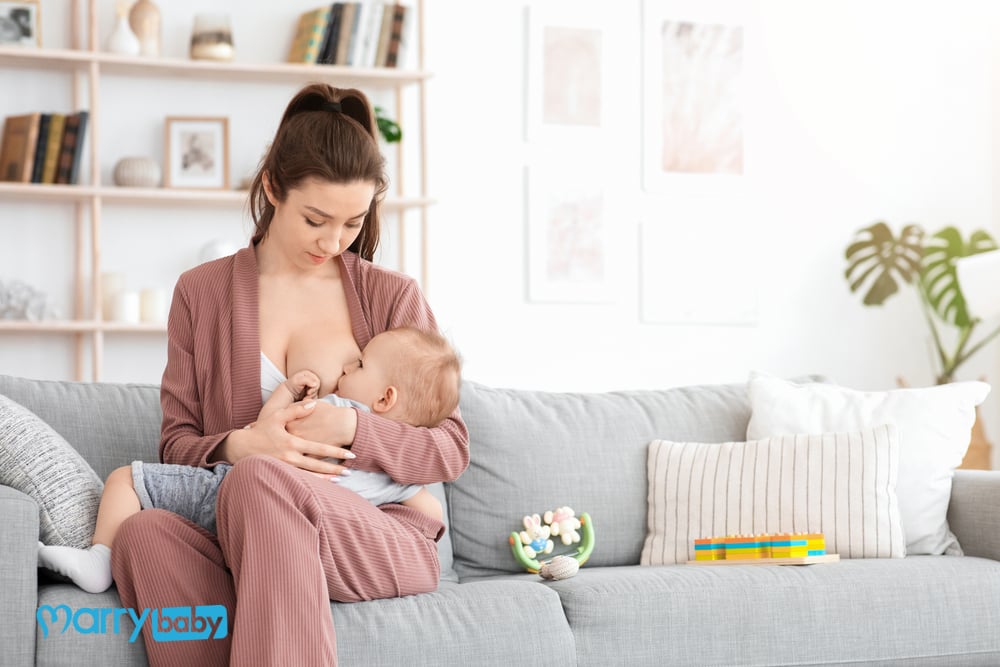 母乳喂养的婴儿腹泻: 原因和治疗