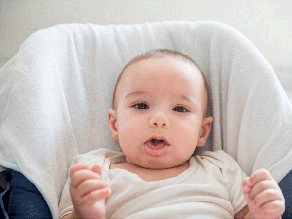 11种简单有效的家庭治疗婴儿痰液的方法