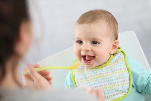 如何区分儿童出牙发烧和发烧?