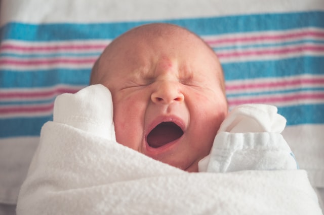 婴儿的头围大或小是脑部疾病的征兆吗?