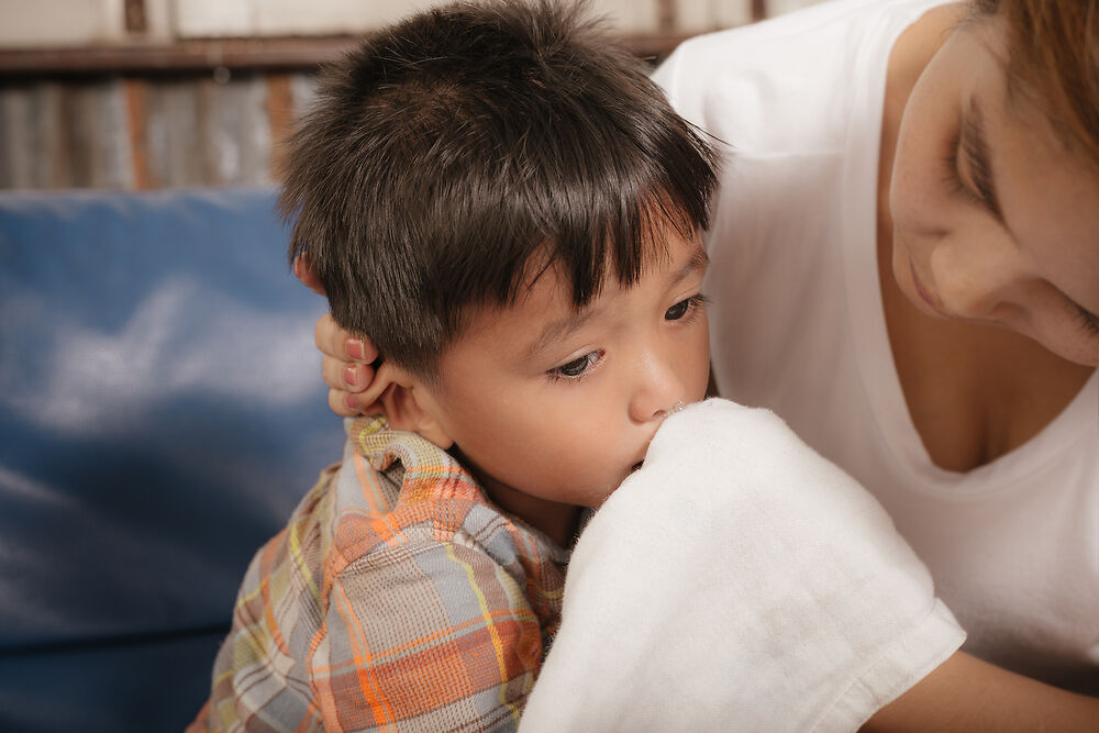3岁儿童呕吐不发烧,进食是呕吐: 原因,如何处理
