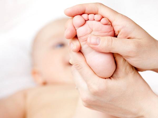 如何用千层油治疗婴儿咳嗽或母亲应该知道
