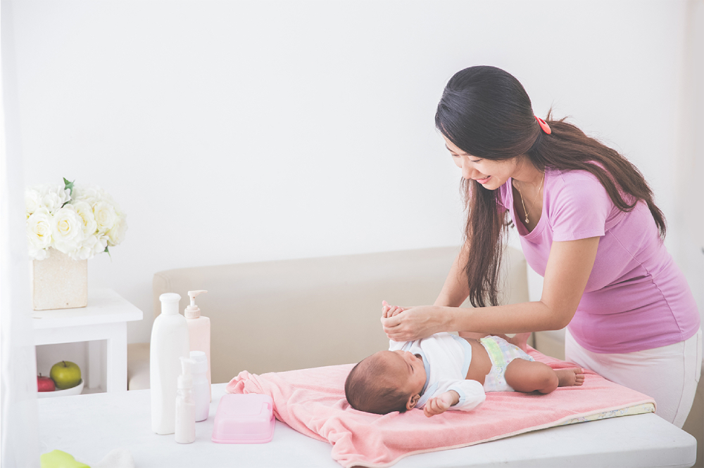 为什么宝宝经常出汗和生理出汗的原因